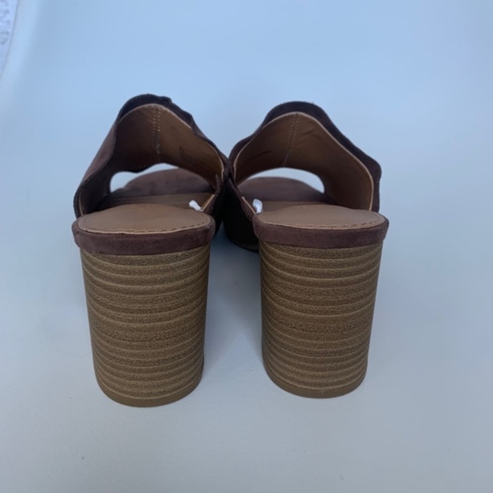 Universal Thread Brown Norelle Stacked Heel - Picture 5 of 6